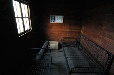 The bedroom in the Muav Saddle cabin